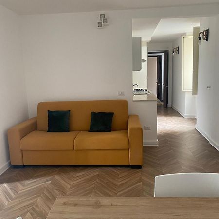 Dora House Napoli Apartment Bagian luar foto