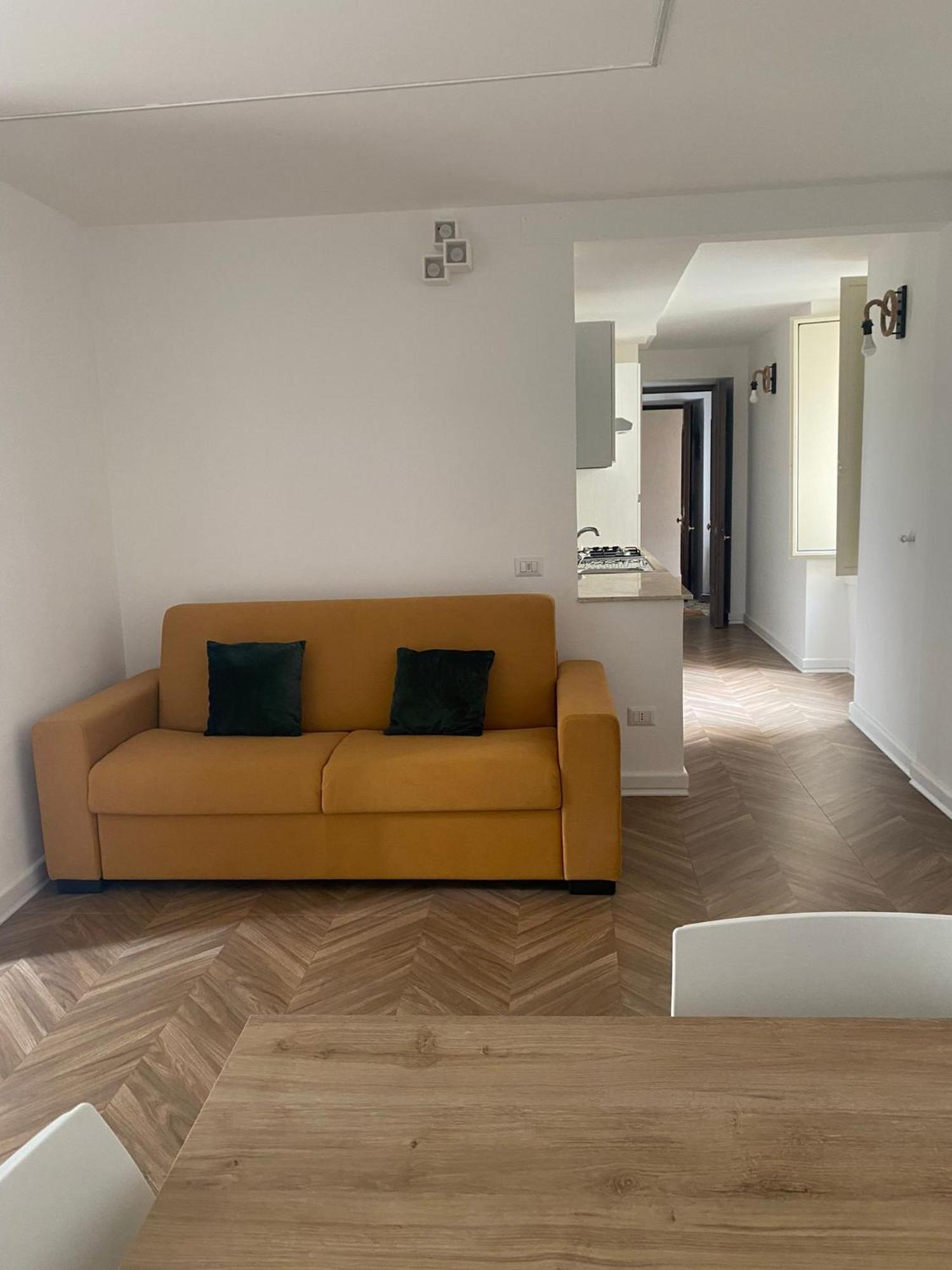 Dora House Napoli Apartment Bagian luar foto