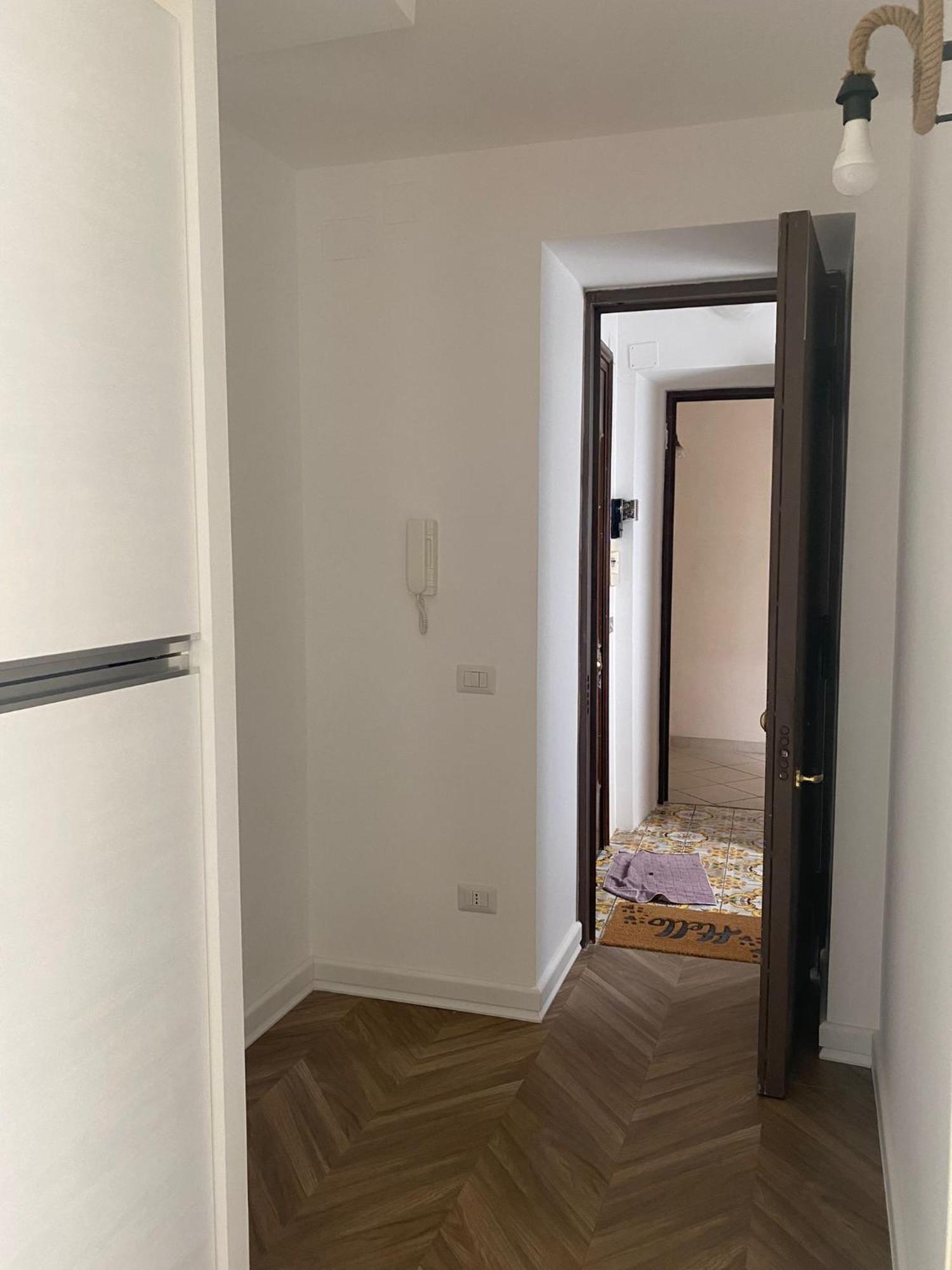 Dora House Napoli Apartment Bagian luar foto