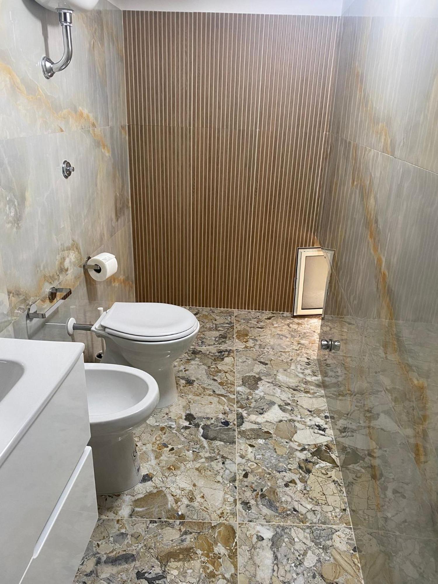 Dora House Napoli Apartment Bagian luar foto